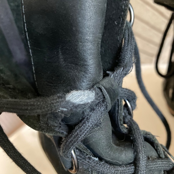 Sorel Black Leather Wedge Lace Up Women’s Size 8.5 - Picture 14 of 14